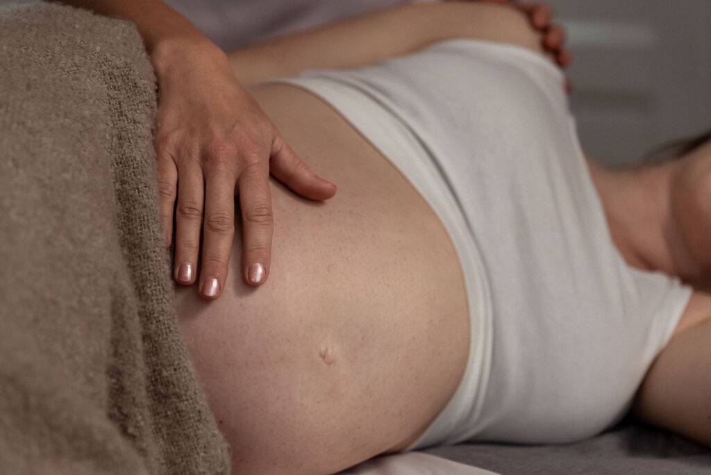 Specifika fyzioterapeutické péče v těhotenství
